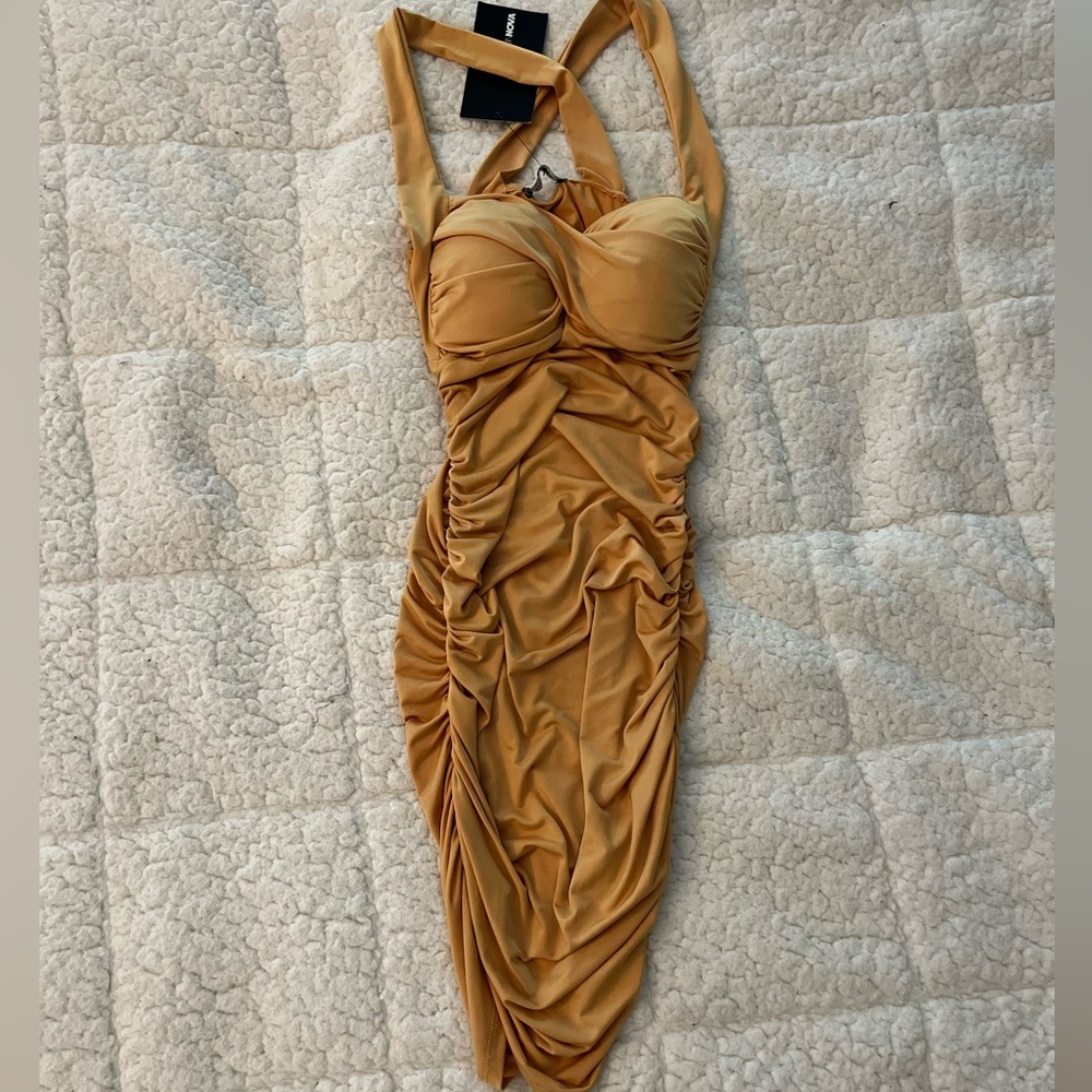 Women’s Fashion Nova -  Ruched Mini Dress in
Mustard Size XS